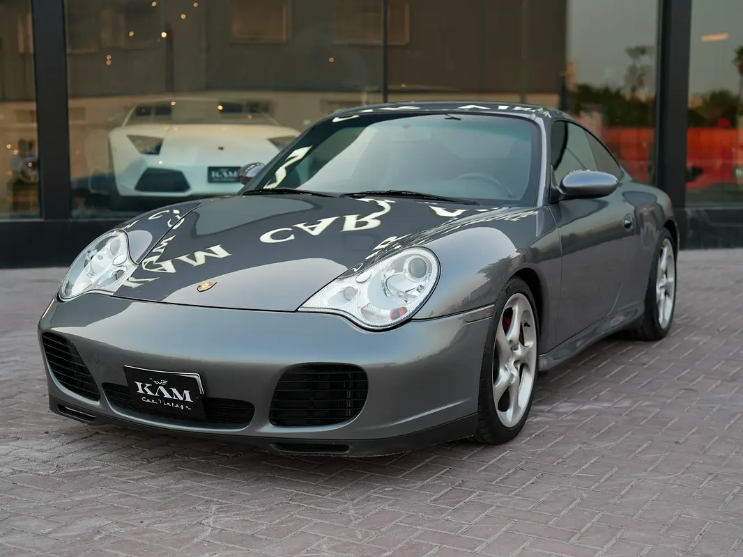 Porsche 911 2004 — photo 1 of 19