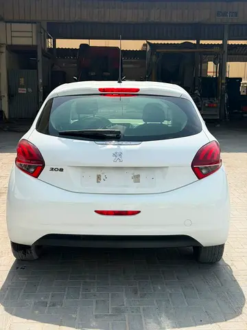 Peugeot 208 Active 2016 GCC Specs - Well Maintained