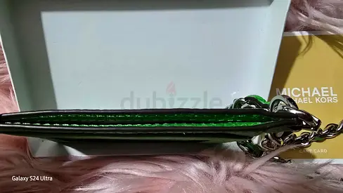 New Green Michael Kors card holder/keychain with chain