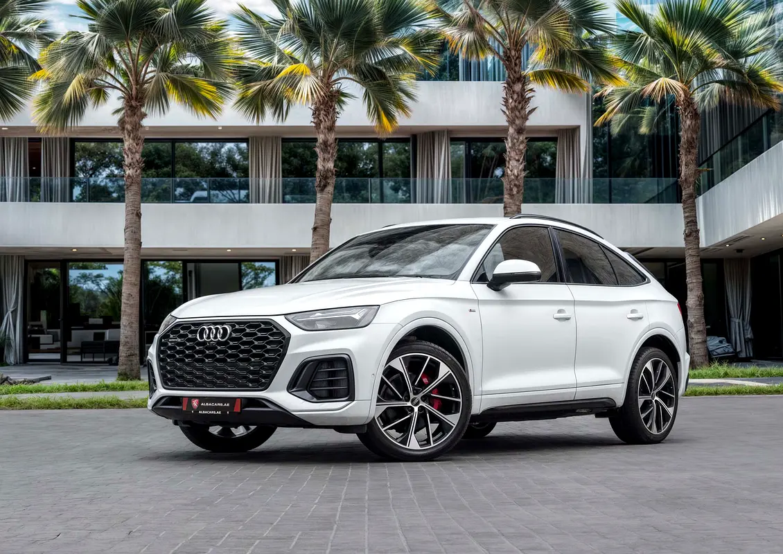 Audi Q5 2022 — photo 1 of 14