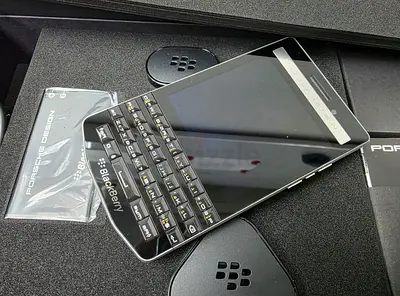 BlackBerry Porsche Design P9983 - Classic QWERTY, Good Condition