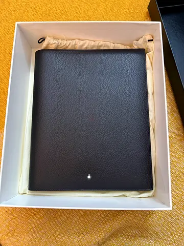 MontBlanc Meisterstück A5 - BlackRed / MontBlanc Notes A5 (Like New)