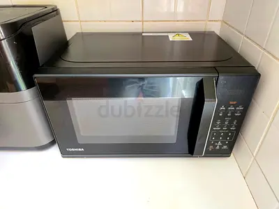Almost New TOSHIBA Microwave Oven