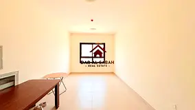 4 cheque payment/deposit cash/with wardrobe /with balcony/ready to move!