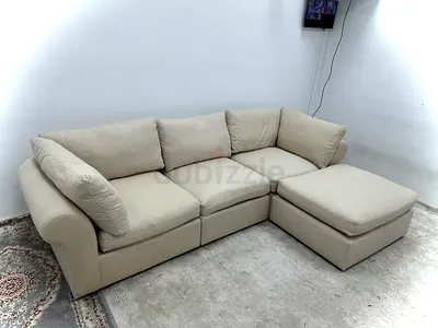 Like new condition pottery barn modular sofa