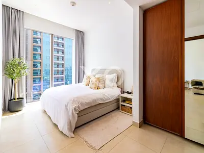 Unfurnished | High Floor | City Views