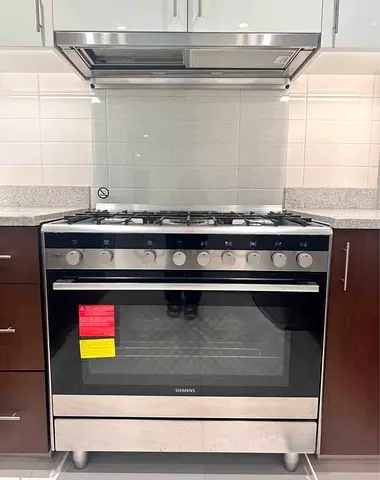 Siemens fully gas cooker 5burnir 90x60cm