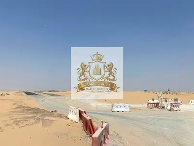للبيع في الشارقه منطقه البليده ٢ قطعه ارض تجاري سكني مساحه ٨٦٧٥ قدم موقع مميز شارع رئيسي ١٥٢ متر