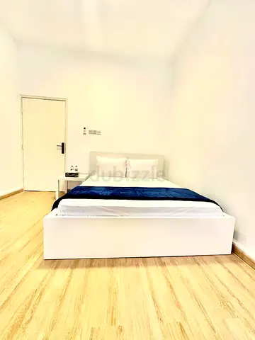 Small Private Room Availble For Single Female in Al Safa 1