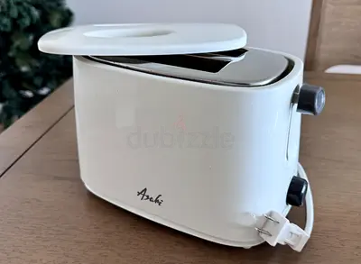 White Asahi 2-Slice Toaster