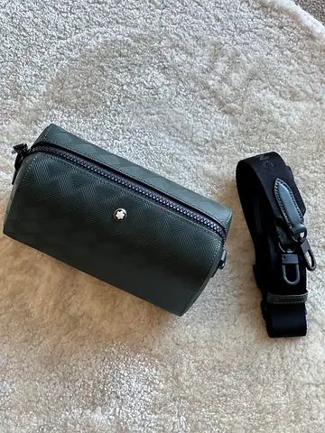 Montblanc 142 mini bag