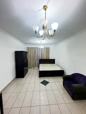Fully furnished Family Room in Karama