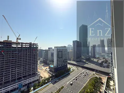 استوديو مفروش | شارع سول | شرفة | إطلالات البرج والمسبح