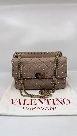 Valentino Garavani Rockstud Spike Bag Quilted Poudre Pink