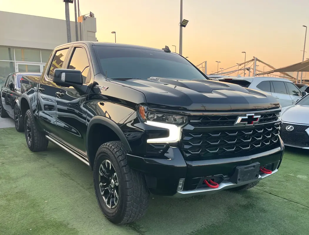 Chevrolet Colorado 2022 — photo 1 of 15