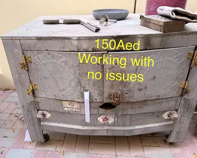 Gas Outdoor oven /  Working, Rustic (150 AED)