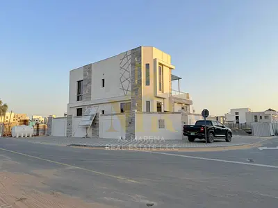 With an all-inclusive price for electricity, water, and air conditioning, own a luxurious villa for sale in Al Rawda 3 - Ajman | 4 master bedrooms | 4