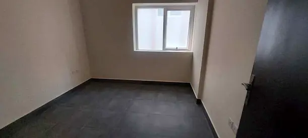 Bright & Spacious 1 BHK Apartment comes with balcony | Central ac and Central Gas only for 26000 AED