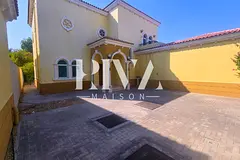 Corner Villa Plot | Near Park | Vacant Now