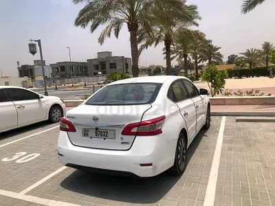 2015 Nissan Sentra S 1.6L GCC Specs - Excellent Condition