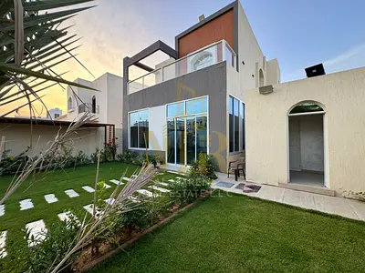 اغتنم الفرصة وامتلك فيلا فاخرة من 5 غرف نوم تصميمات مودرن بتشطيبات راقية في منطقة المويهات 1