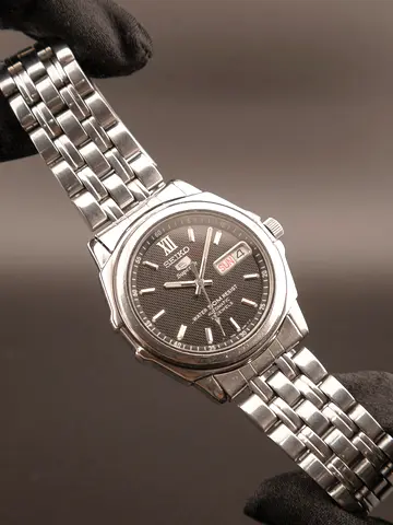 A Future Classic from the Seiko 5 Legacy.