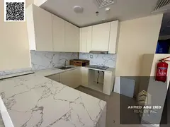 Luxury 1st tenant 1BHK: Master room, huge hall, kitchen, 2 baths + 1 month free. Near transport &