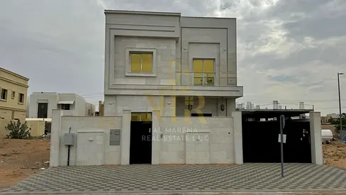 بسعر شامل الرسوم تملك فيلا الأحلام و استثمر بأسلوب راقي في فيلا فاخرة في قلب الياسمين