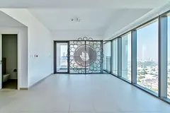 Downtown Views |Elegant 2 BR |Urban Retreat — 2