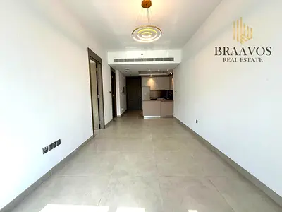 MULTIPLE CHEQUE | NEAR MALL | SPACIOUS