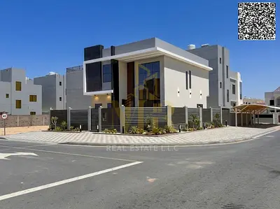 Super Modern Corner Villa 4 Master BR Majlis 2 Halls All Fees Included