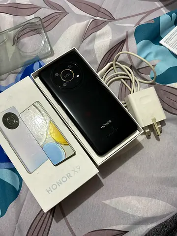 Honor X9 5G Mobile Phone with Original Box and Charger