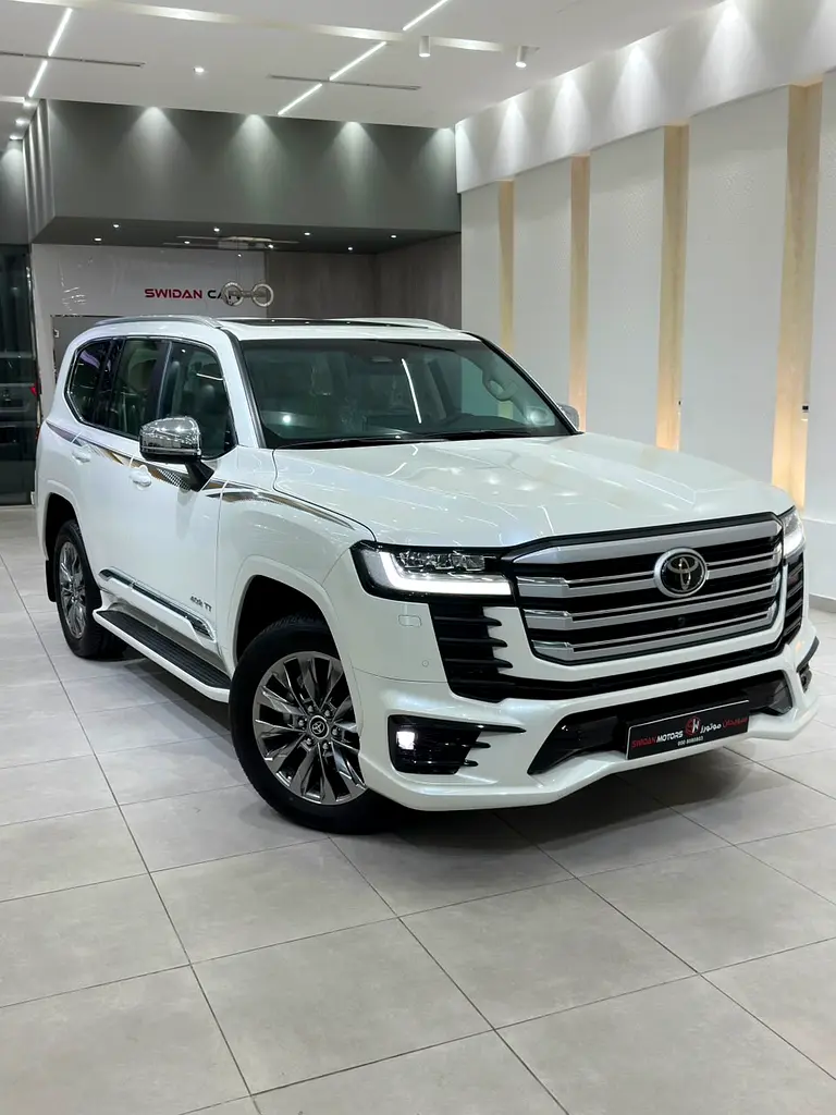 Toyota Land Cruiser 2025 — photo 1 of 20