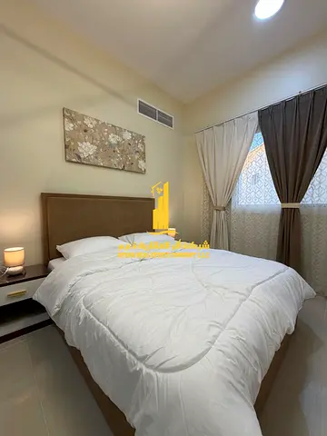 Luxury one-bedroom apartment in Ajman - Al Jurf 2 - next to Al Aqsa School - furnished with hotel-style furniture for monthly rent