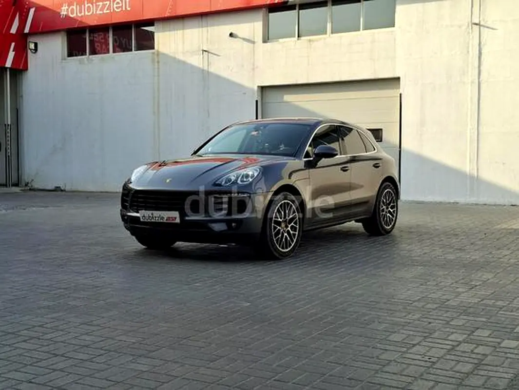 Porsche Macan 2015 — photo 1 of 11