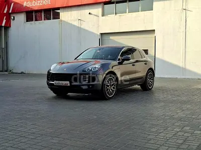 AED 3427/month | 2015 Porsche Macan  | GCC Specs | Ref#494238
