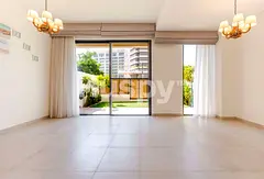 Hot Deal | Vacant | Beach Access