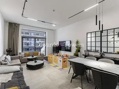 Fully Upgraded|Fully Furnished|Vacant on Transfer