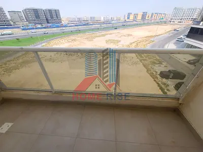 Luxury 2BR Apartment \\Open View \\Free parking \\Close kitchen \\Easy exit