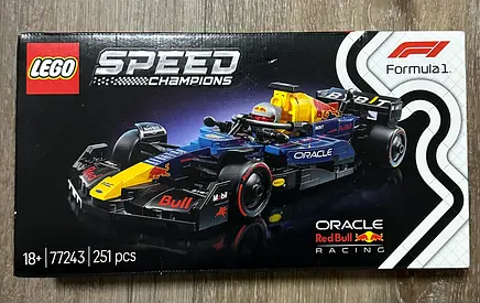 LEGO Speed Champions Oracle Red Bull Racing F1 — 251 pcs, New in Box