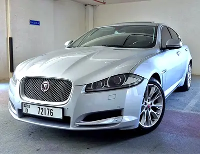 BEST EXAMPLE!!! 2015 JAGUAR XF GCC, AGENCY HISTORY !!!