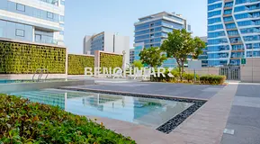 Top Floor | Sea View | Huge Balcony