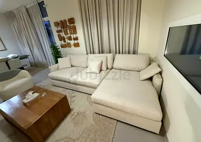 Cratebarrel lounge deep L shape sofa beige
