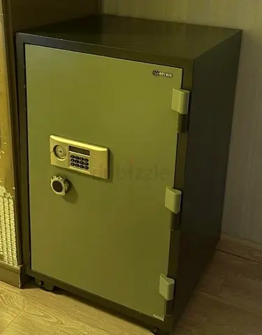 Heavy-Duty Office Safe with Electronic Lock