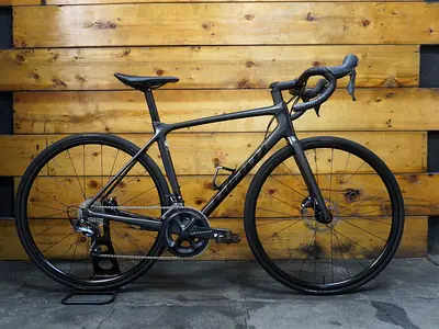 Giant TCR Advanced 1 Road Bike