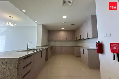 Best Unit | Villa View | Laundry | VOT | Maid