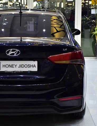 2020 Hyundai ACCENT — миниатюра 9