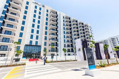 Corner 3BR+M Apartment | Sea World View | Vacant