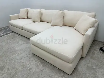 Brand new condition cratebarrel lshape sofa