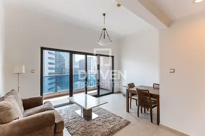 Refined Marina Living and Fully Furnished